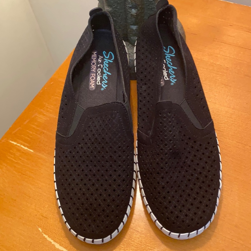 Womens flat